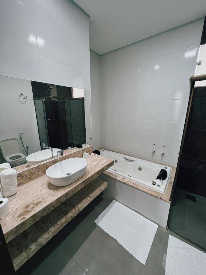 Hotel Esmeralda Verde Teófilo Otoni 外观 照片
